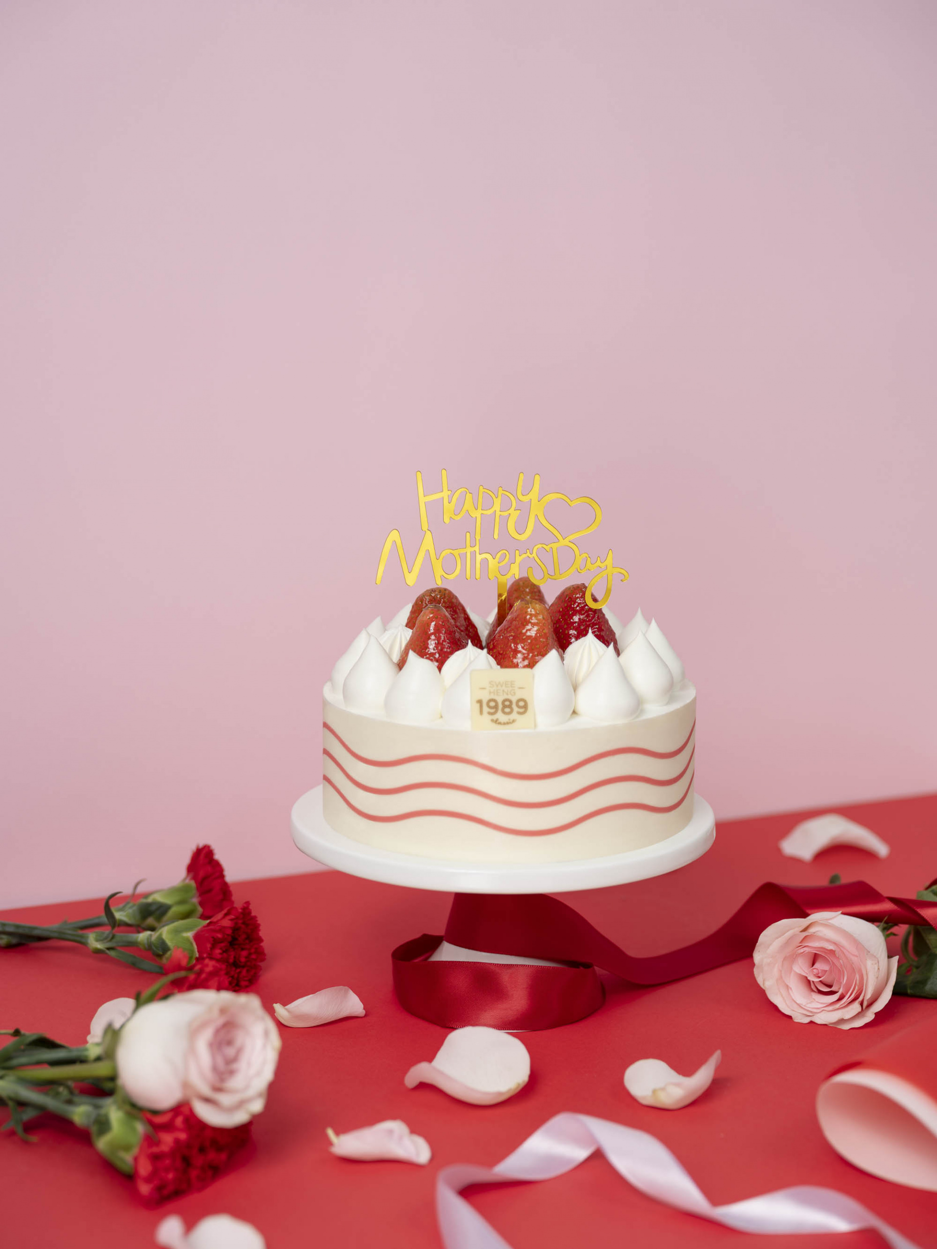 Mother day red pink Food bakery photography services photographer singapore Elle Vire - Swee Heng cake dessert