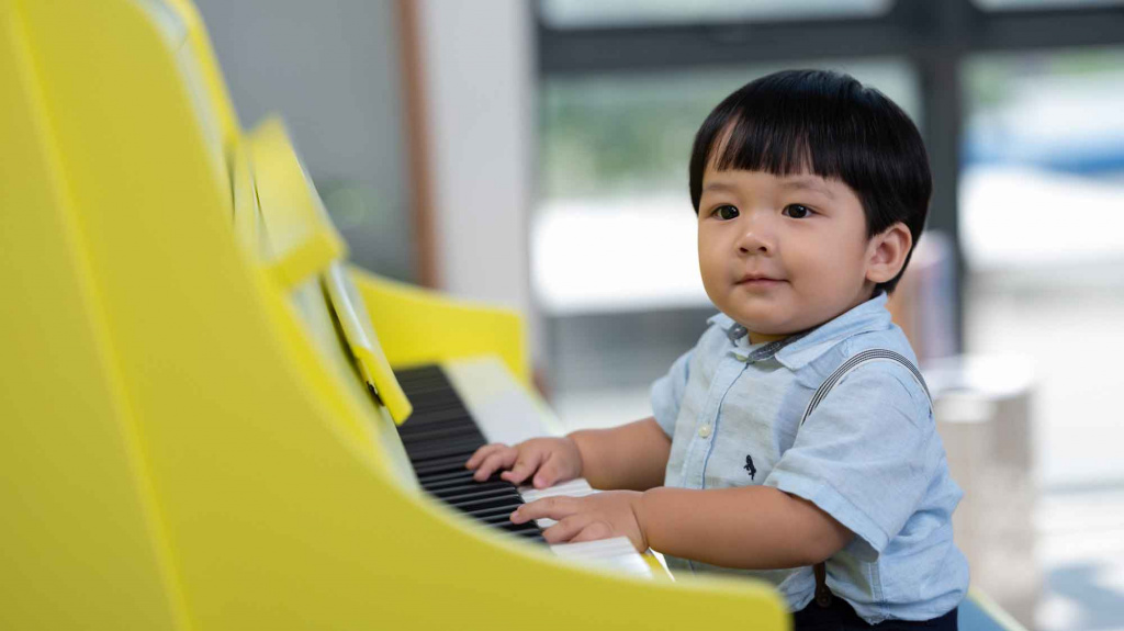 Piano-Commercial-Photography-Product-Photographer-Singapore-COCO-Creative-Studio-6
