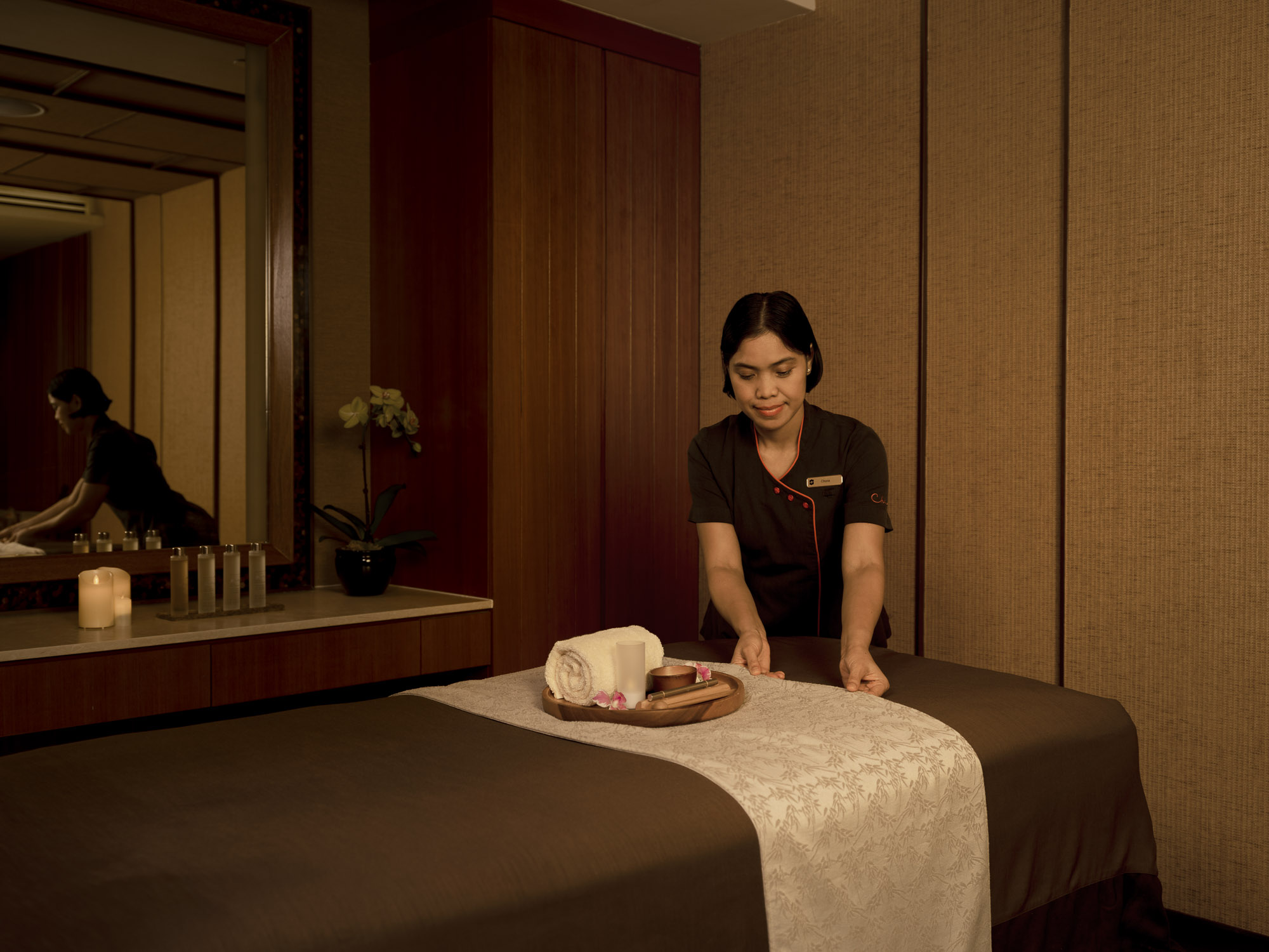 Commercial photographer photography studio Singapore Asia Hotel Luxurious spa treatments Chi Shangri-La