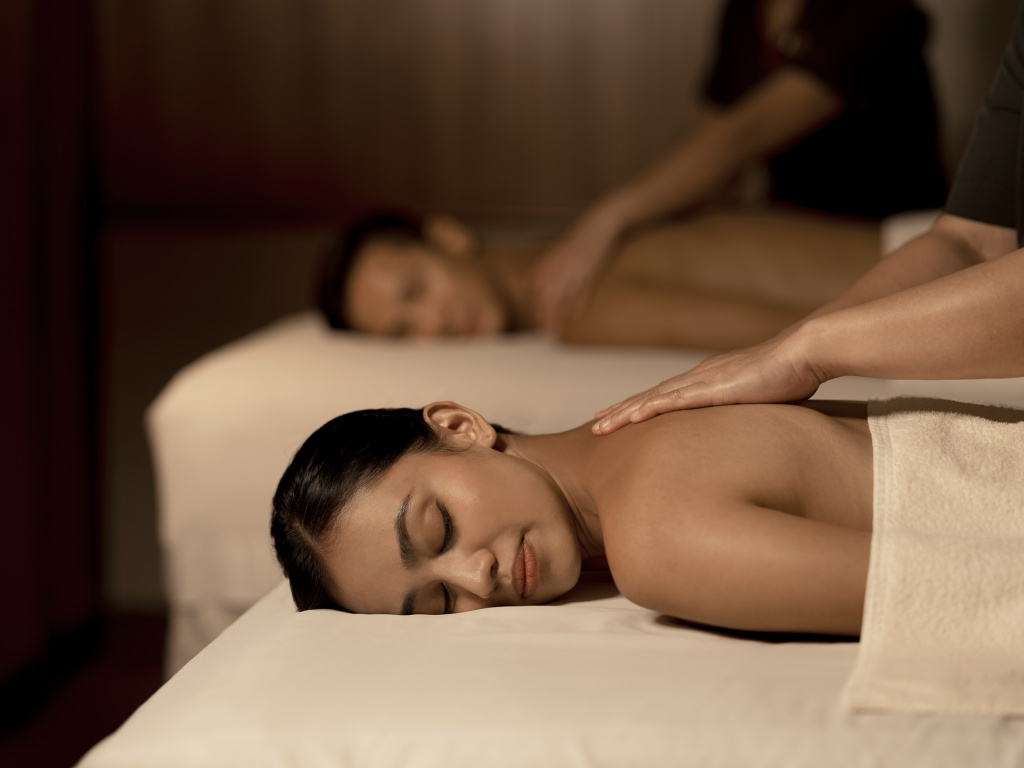 Commercial photographer photography studio Singapore Asia Hotel Luxurious spa treatments Chi Shangri-La