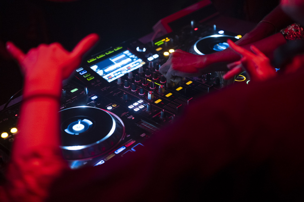 Into-the-deep-events-photography