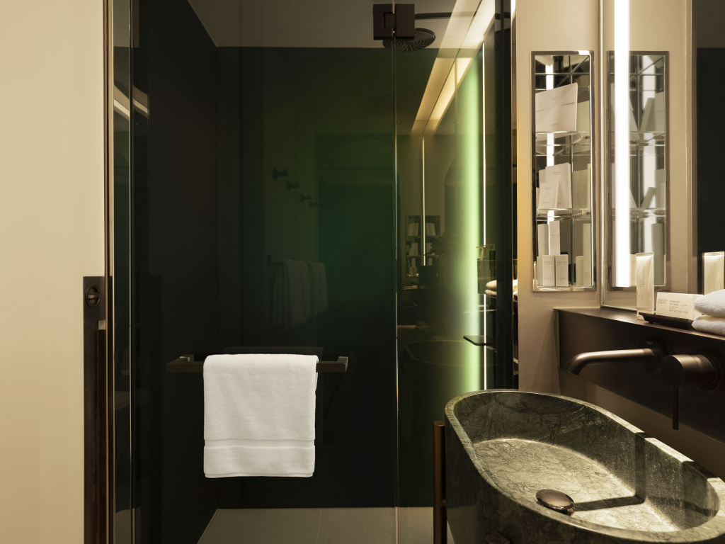 Mondrian Hotel Bathroom