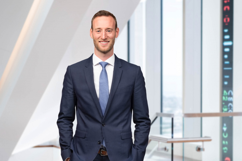 PIMCO-corporate-headshot-photography-coco-creative-studio-singapore-france