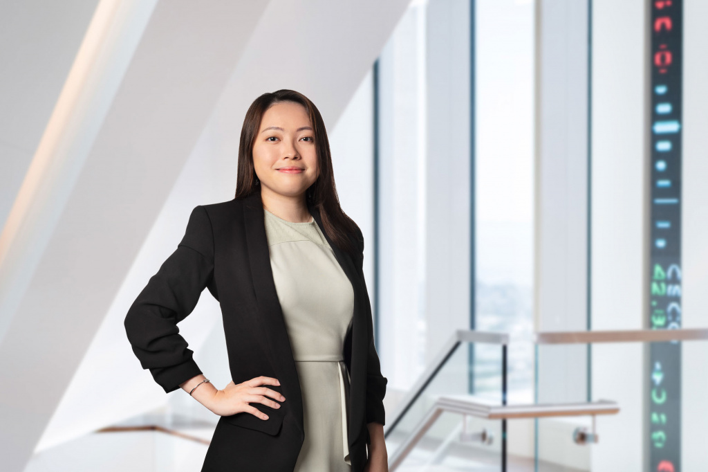 PIMCO-corporate-headshot-photography-coco-creative-studio-singapore-france