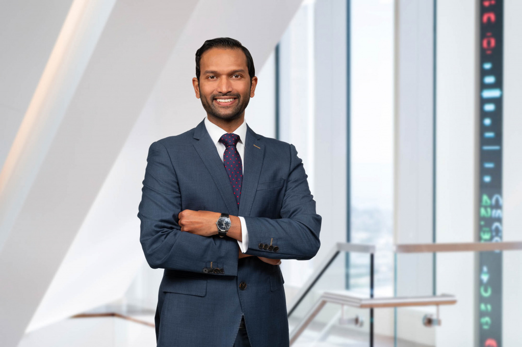PIMCO-corporate-headshot-photography-coco-creative-studio-singapore-france