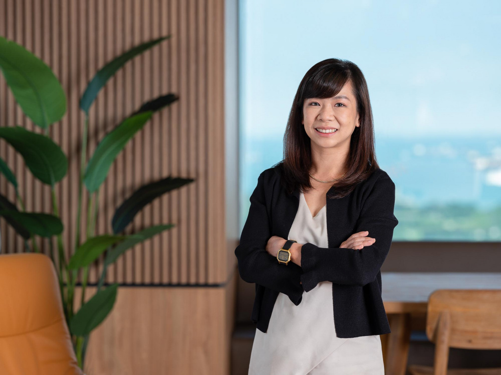 Santen-headshots-corporate-photography-coco-creative-studio-singapore-france