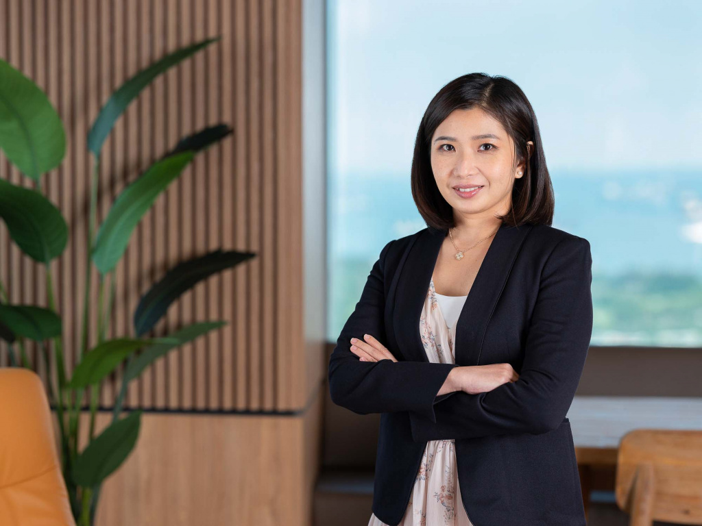 Santen-headshots-corporate-photography-coco-creative-studio-singapore-france