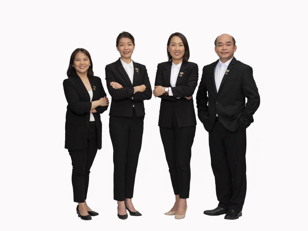 Group corporate headshot-photography-coco creative studio-singapore-france