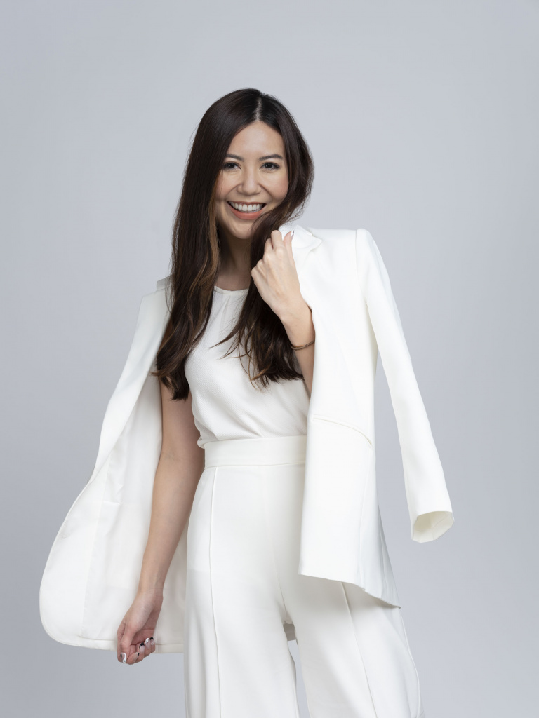 Headshot corporate photographer commercial photography studio singapore