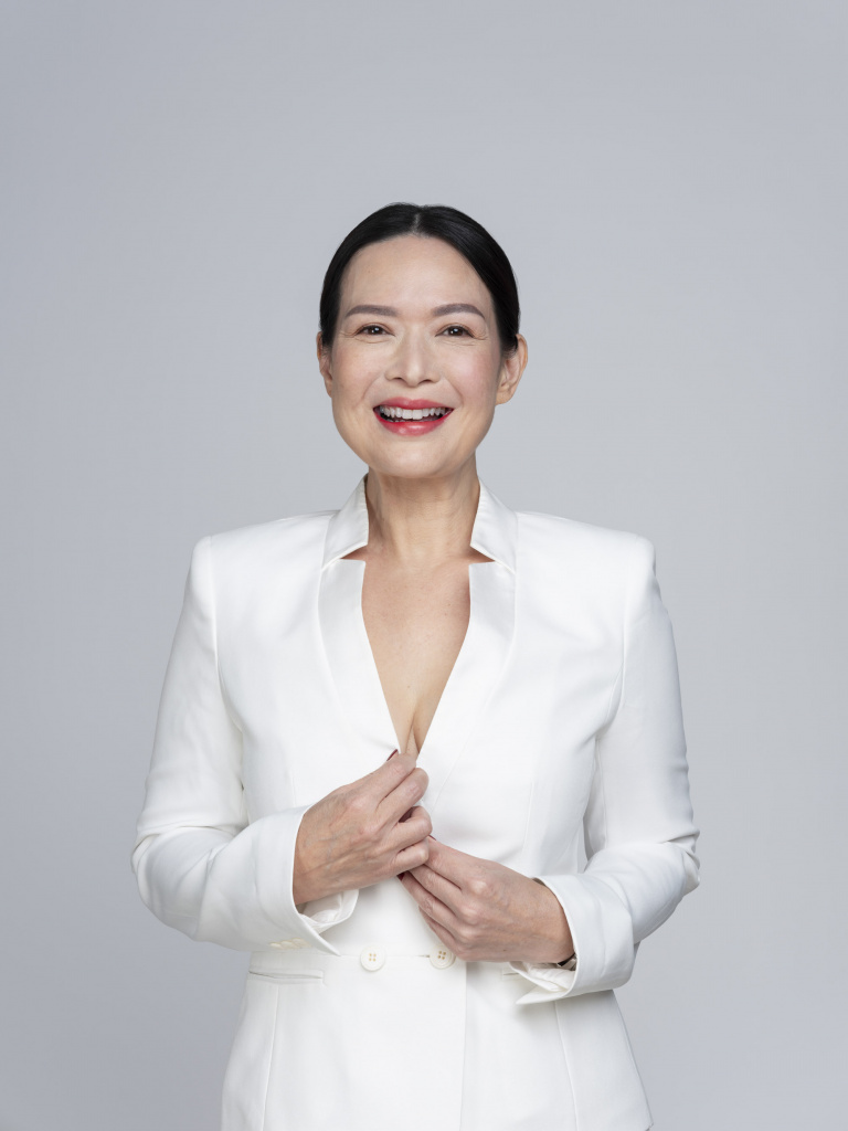 Headshot corporate photographer commercial photography studio singapore