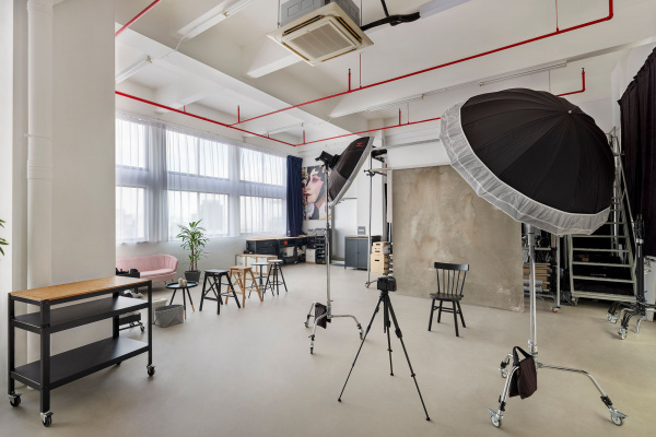 COCO Creative studio singapore photographer studio rental