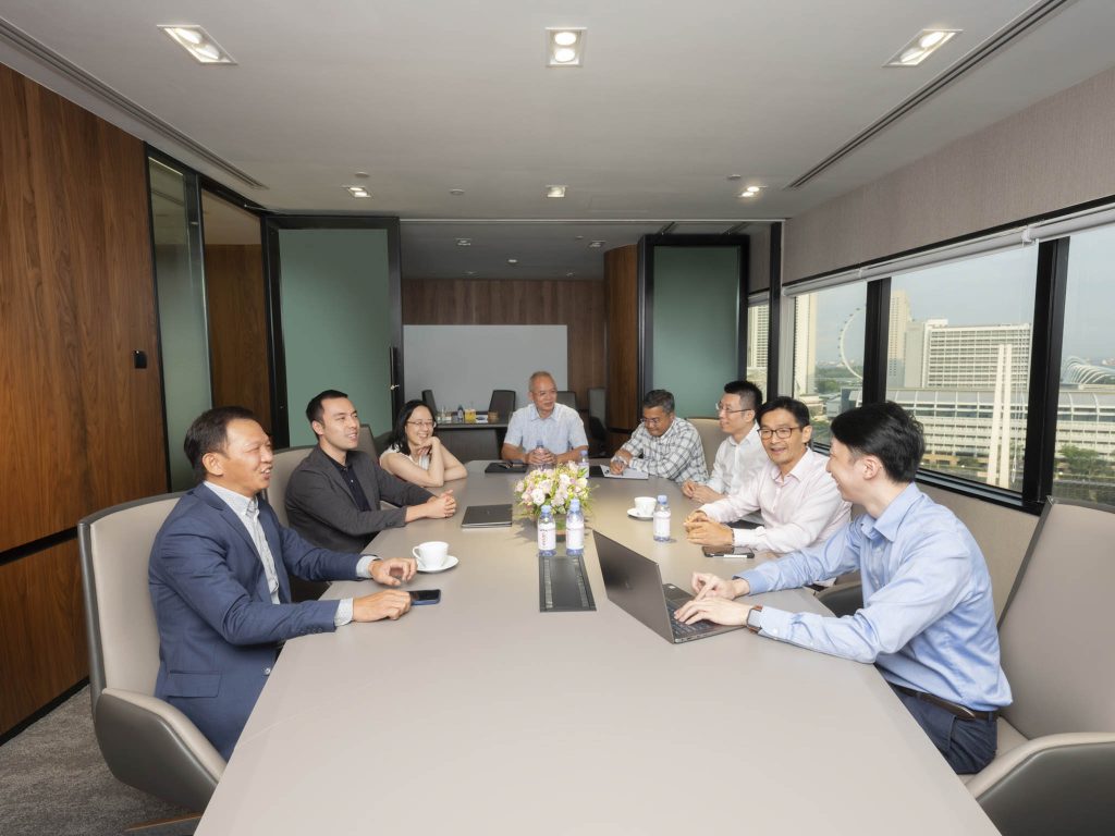 photography-studio-singapore-groupshot-cathay petroleum-2216