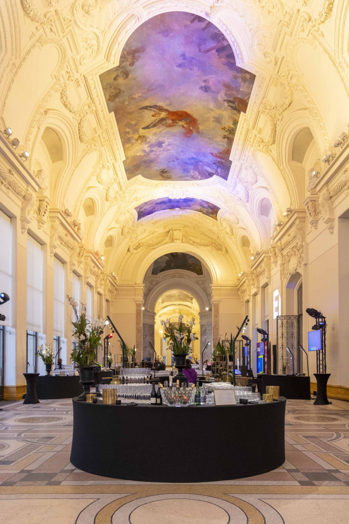 Le hall du Petit Palais lors des vœux 2025 du MEDEF