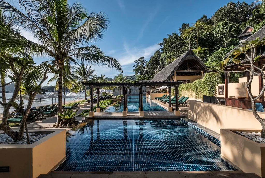 Gaya-island-resort-hotel-borneo-services-hotel-8
